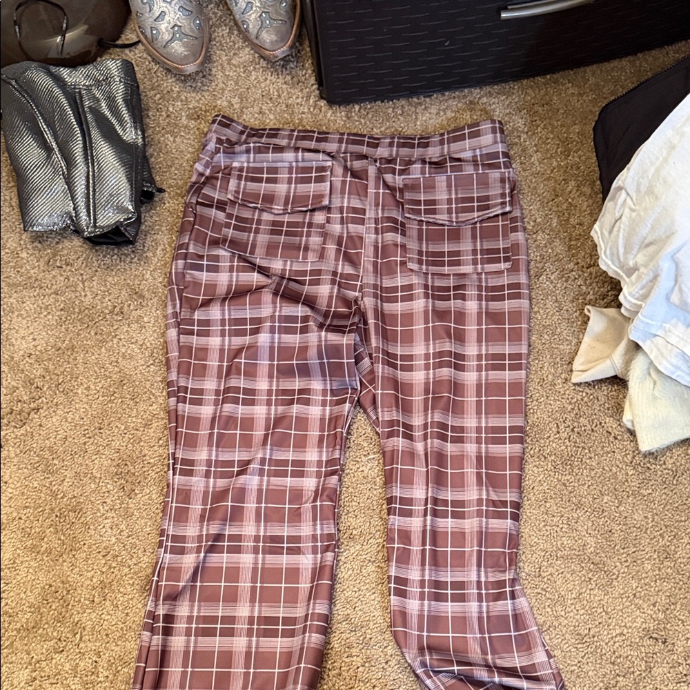 HALARA Plaid leggings  in Purple and White